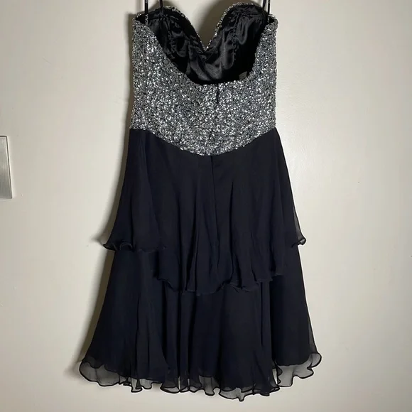 Scala SILK chiffon layered ruffled Black dress with silver beading Short S, 4 - Picture 7 of 10